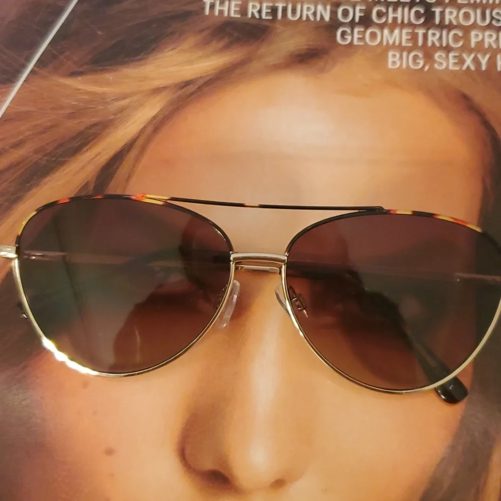 Aviator sunglasses gold and tortoises frame worn one time